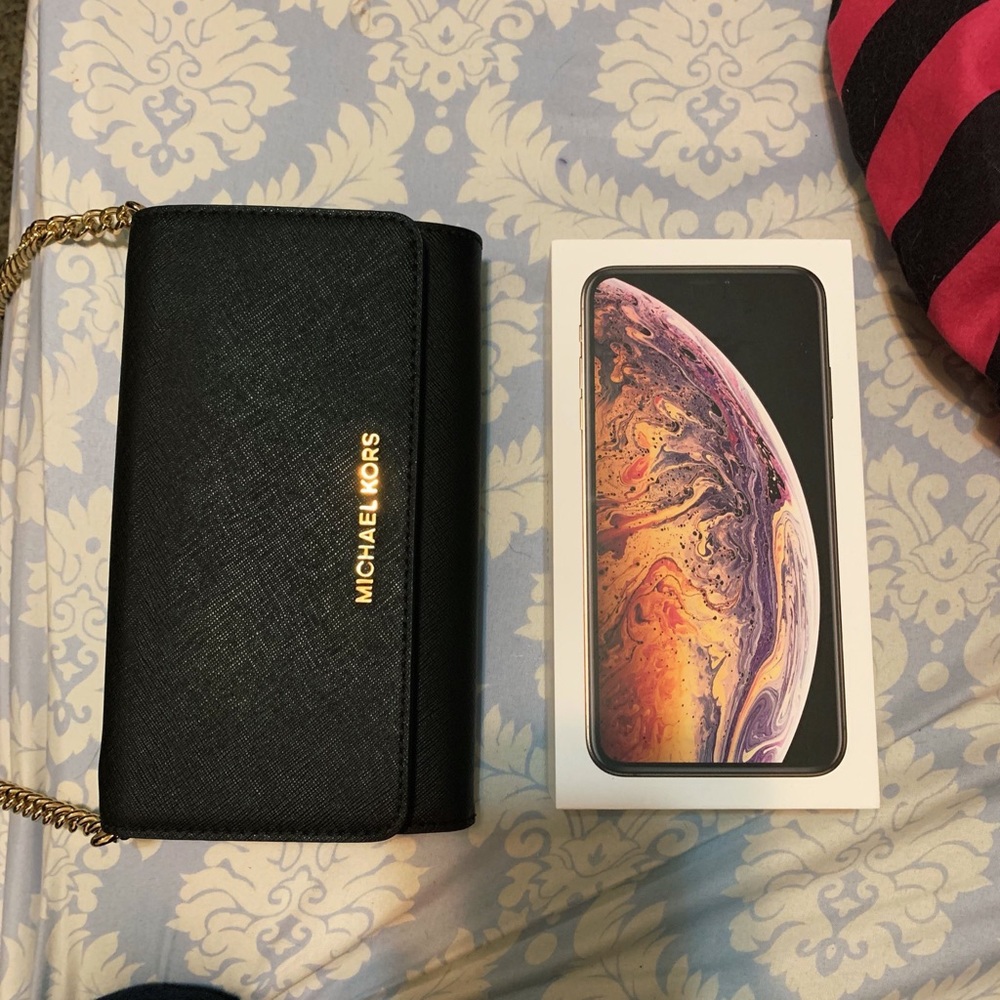 SOLD - MK Jet Set chain crossbody - Picture 3 of 4